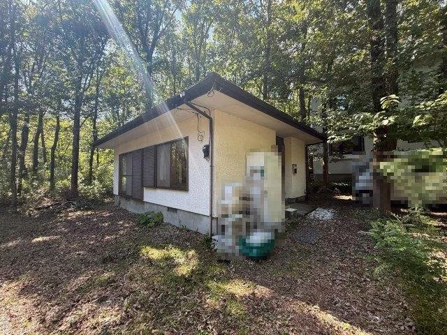 Separate bath and toilet, window in the kitchen, shower, window in the washroom, Japanese-style room