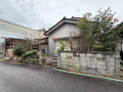 Takaoka City, Shimokuroda (Shin-Takaoka Station) 2-story building, 6DK
