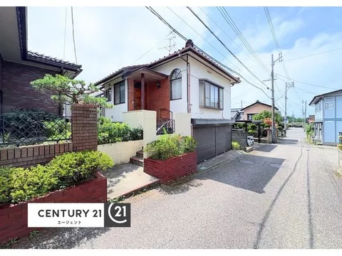 Supermarket within walking distance! 3LDK with garage and good living flow ☆ Monthly repayment amount in the 30,000 yen range