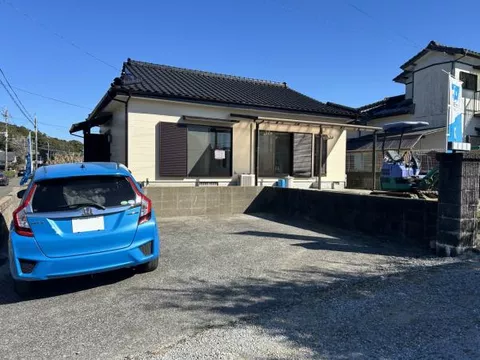 Hirayama, Nichinan City (Aburatsu Station), 1-story building, 2LDK