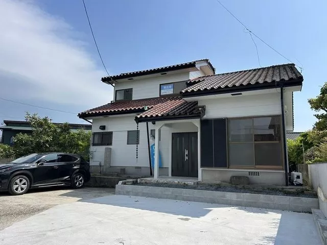[Viewing event held] Interior and exterior renovations completed / New earthquake resistance compliance / Water areas replaced / Parking for 3 cars / Garden