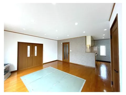 [Open House] [Interior renovation completed] [City gas Eco-Jo's] Wallpaper replaced