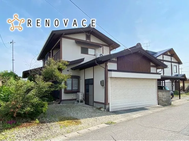 Spacious 5SLDK × parking for 3 cars available! A used house that fulfills a comfortable lifestyle
