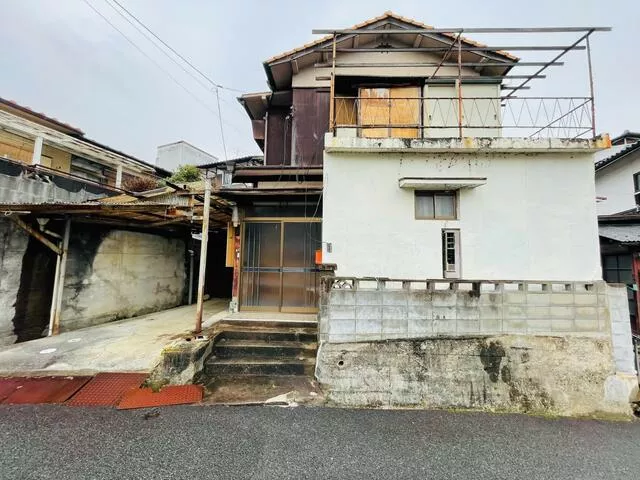 2-chome, Koshin, Konan-cho, Koka-shi, Koka (Kisogawa station) 2F 5LDK

Koshin 2-chome, Konan-cho