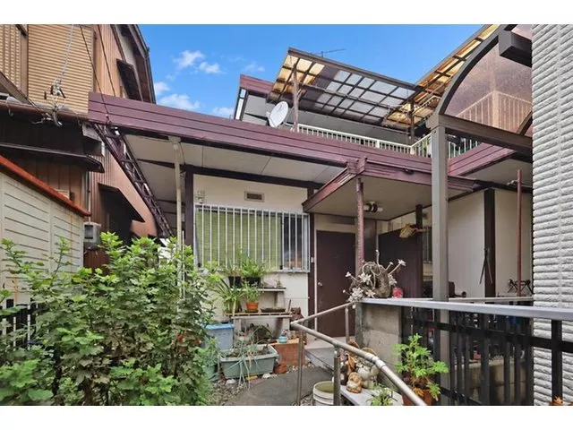 ■Will■ Land area of approximately 52 tsubo! Equipment inspection conducted! A layout with ample storage!