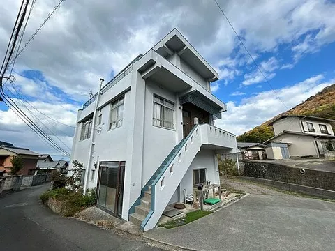 Used single-family home Takamatsu City Kamikawa Kubomachi detached house