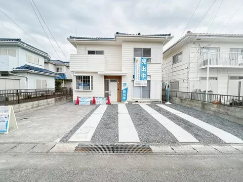 [Open house held] [Renovation completed]