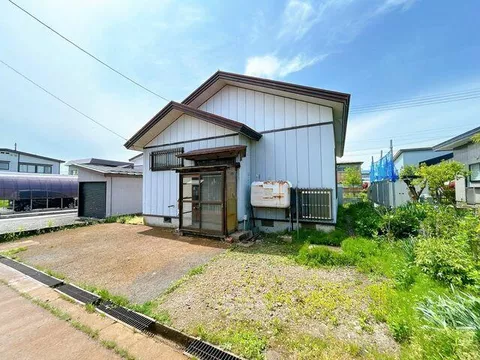 Daisen City, Omagari Tomaki Town (Omagari Station) Single-story building 4SK
