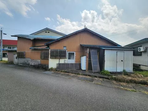 Yama County Nishi Aizu Town Nozawa Aza Shimokoya Otsu (Nozawa Station) 2-story building 6K