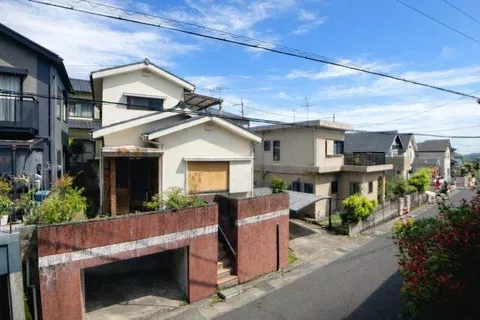 Kagoshima City, Chitose 1-chome (Sakurajima Sanbashi-dori Station), 2-story building, 4DK