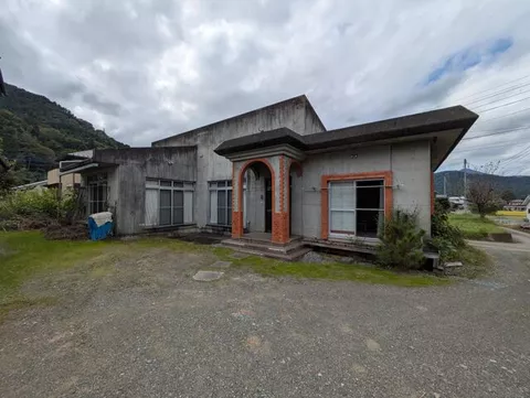 Tsuru City, Kakudome (Higashikatsura Station), single-story building, 4LDK