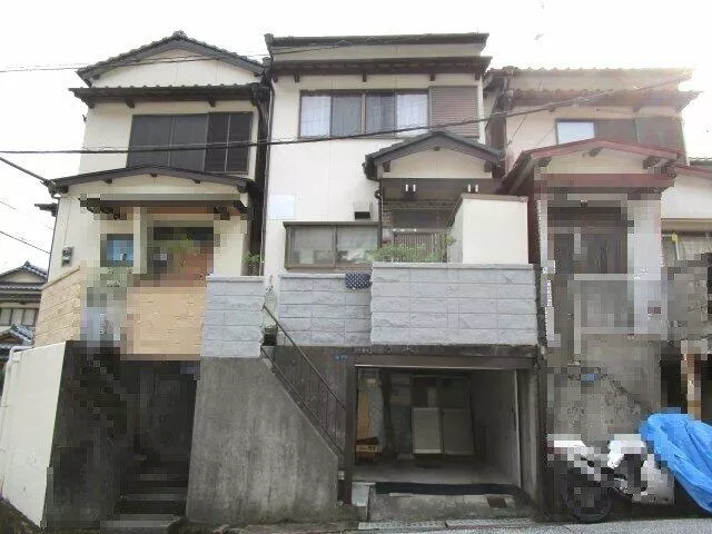Kochi City, Totsu 1-chome (Sanbashi-dori 5-chome Station) 2-story 3DK