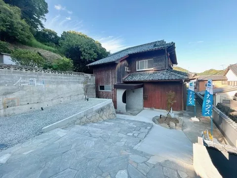 【Open House】【Current sale / Exterior renovation completed】 Exterior work has been done. - Image 2