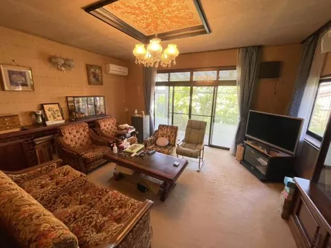 Chigashira-cho, Yatagami gun, Oaza-Chigashira （Chigashira station） 2F 6DK

8.5 million yen
