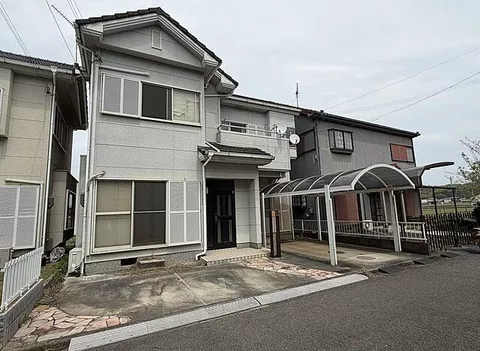 Used single-family home Asahi used house