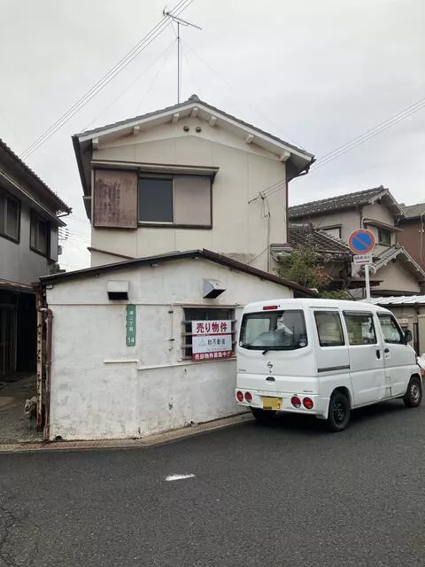 2-chome, Minato, Wakayama-shi, Wakayama (Higashimatsue Sta.) 2F 6DK

1.5 million yen