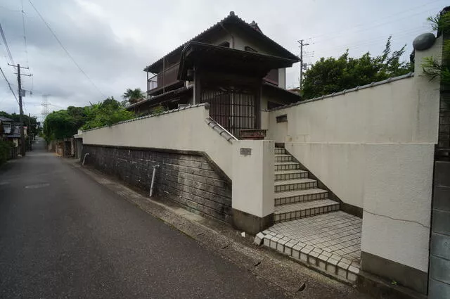 Chiba City Wakaba Ward Takane Town 2-story 5DK