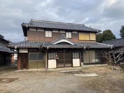 2F 5DK in Itohara, Musashi-machi, Kunito-shi, Hokkaido (Kitsuki Sta.)

3,850,000 yen