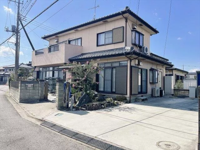 Today’s viewing available! Please feel free to contact us for any small inquiries!