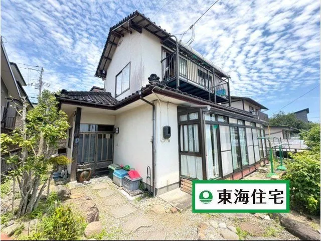 Over 50 tsubo of land! 5DK with a sunroom! Both elementary and middle schools are within a 6-minute walk♪