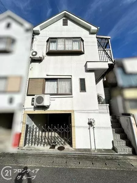 Yamashina Ward, Kyoto City, Kawata Odemachi (Nagitsuji Station), 2 stories above ground and 1 basement, 3SDK