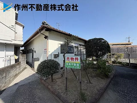 Used single-family home in Saiki City, Kanida