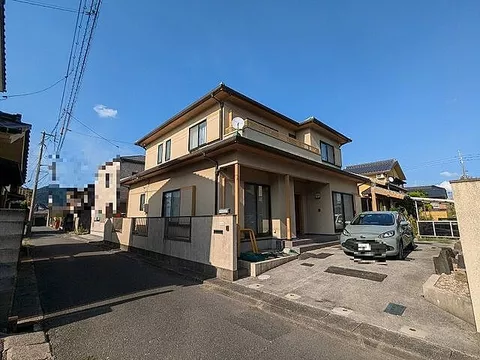 Used single-family home in Senzaki, Nagato City