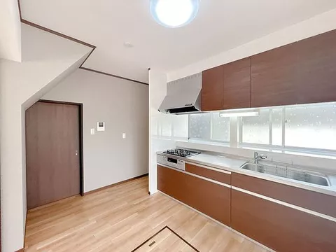 Used single-family home in Nakagifu City - Image 16