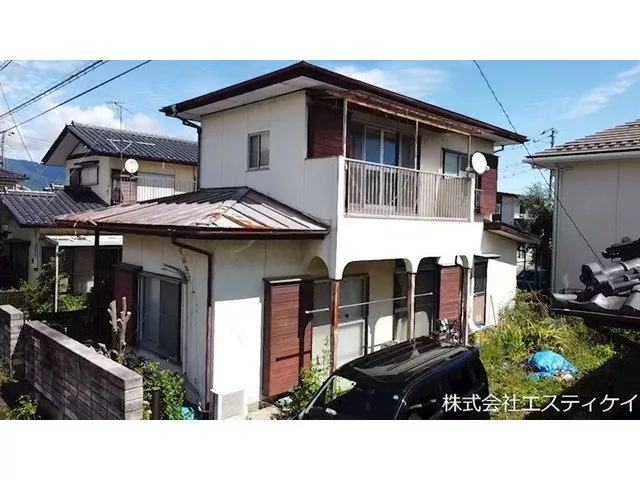 4SDK used house ♪ with a convenient storage room.