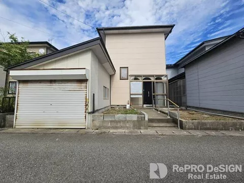 Akita City Shogunno Aoyama Town (Dozaki Station) 2-story 3LDK
