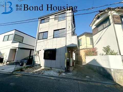 Renovated in May of Reiwa 6 ♪ Excellent location with 2-way access to JR and Sanyo ♪