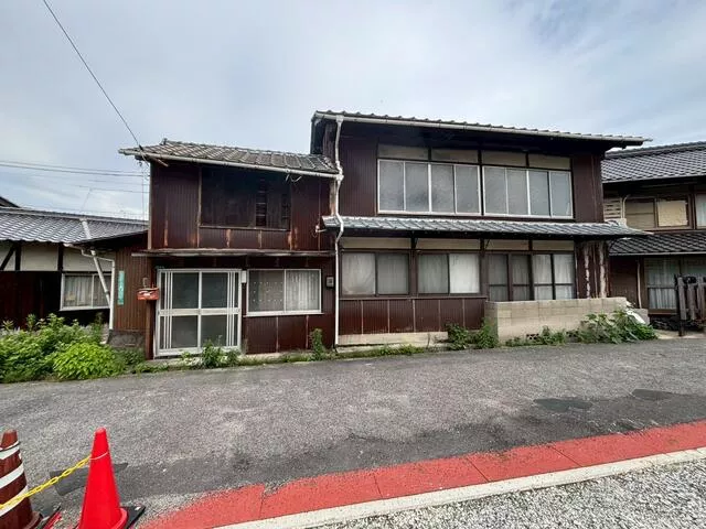 Takehara City, Chūnai Nakachō 2-chome (Chūnai Station) 2-story building