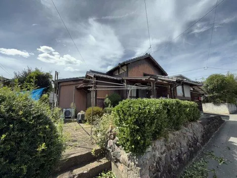 Takushi, Minamitaku Town, Oaza Nagao (Nakataku Station) Single-story building 3DK