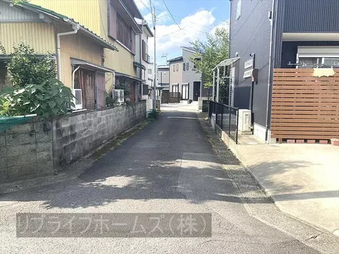 Tokushima City, Yamamoto Town, Hashimoto (Bunka no Mori Station) 2-story 4DK
