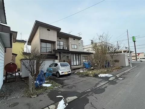 Used single-family home, JR Soya Main Line Nagayama Station, 32 minutes on foot - Image 2