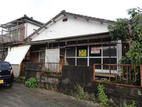 Ashikita-cho, Ashikita-gun Oaza Miyazaki （Yuuura station） Single story house 4DK

2,750,000 yen
