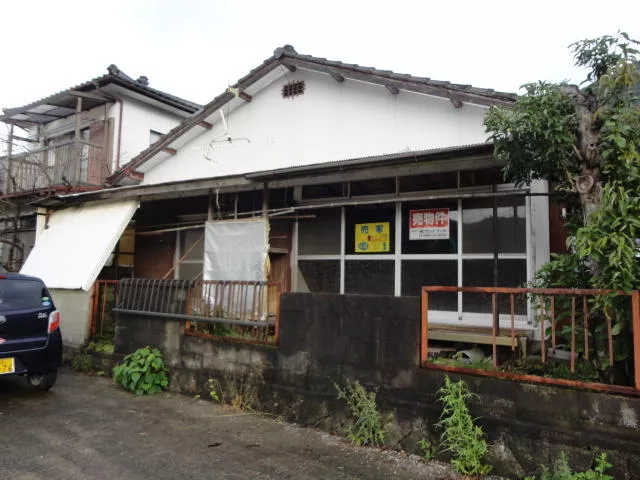 Ashikita-cho, Ashikita-gun Oaza Miyazaki （Yuuura station） Single story house 4DK

2,750,000 yen