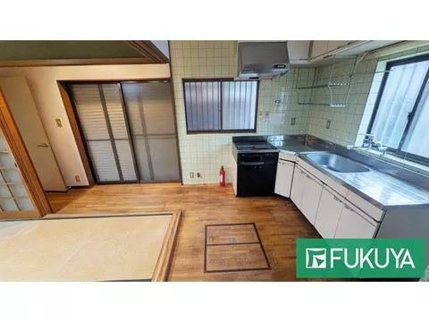 ◆7-minute walk to Yamaden, Tsuma Station◆ Spacious 5K◆ All rooms have storage - Image 3