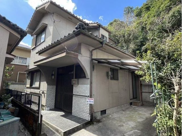 Yoshino-cho, 4.5 million yen