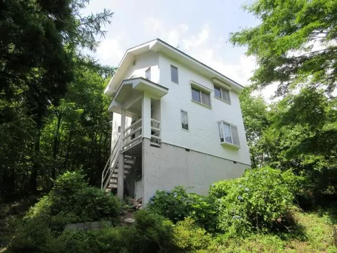 7 minutes on foot from Ueda Electric Railway Bessho Line "Kamihata" Station