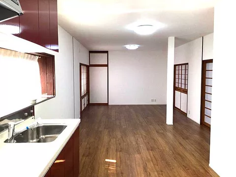 Used single-family home in Awara City, Omizo - Image 2