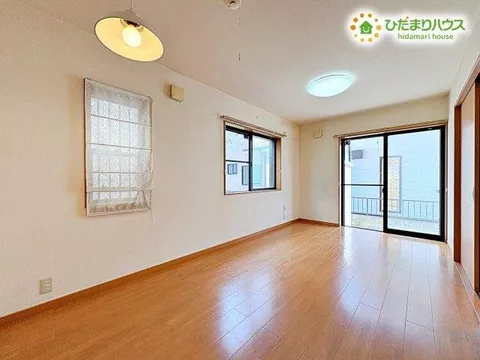 Equipped with a storage room for easy organization◎ Convenient for shopping with a nearby convenience store♪ - Image 3