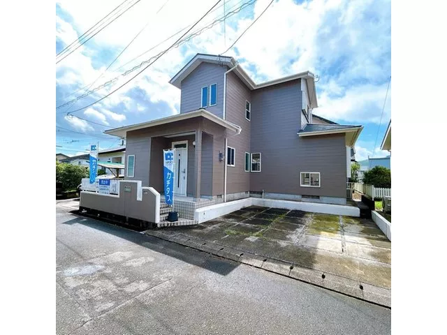 [Open House Held] Interior renovation completed / New seismic standards compliant / Water facilities replaced / Parking for 2 cars / Garden