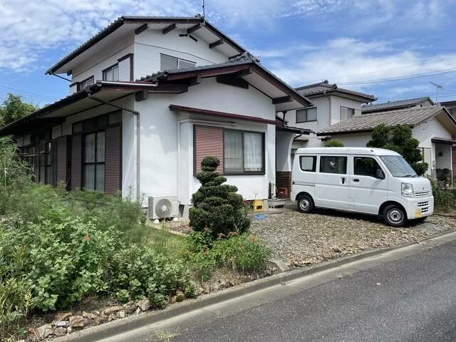 24 minutes on foot from Kashima Rinkai Railway "Kashima-Ono" Station
