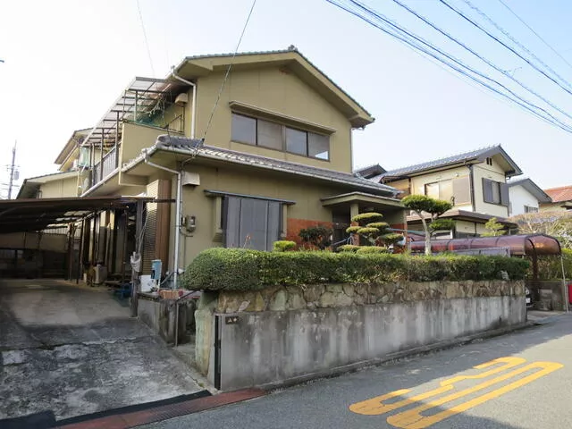Suwahiro, Numata Higashi-cho, Mihara City (Mihara Station) 2-story building 5LDK
