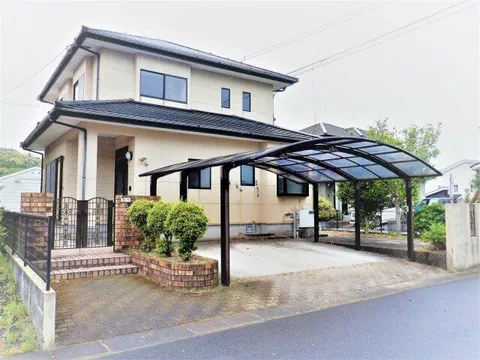 Karatsu City, Kuri (Yamamoto Station) 2-story building 4LDK