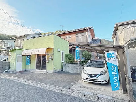 Used single-family home in Asakuchi-gun, Satosho-cho, Oaza Shinjo Green Crest