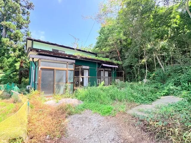 A home with a spacious area of approximately 128 tsubo and 4LDK, nurturing family comfort♪