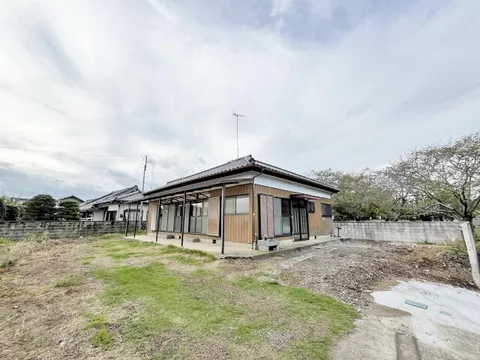 Chikusei City Narita (Shimodate Station) single-story building 2LDK