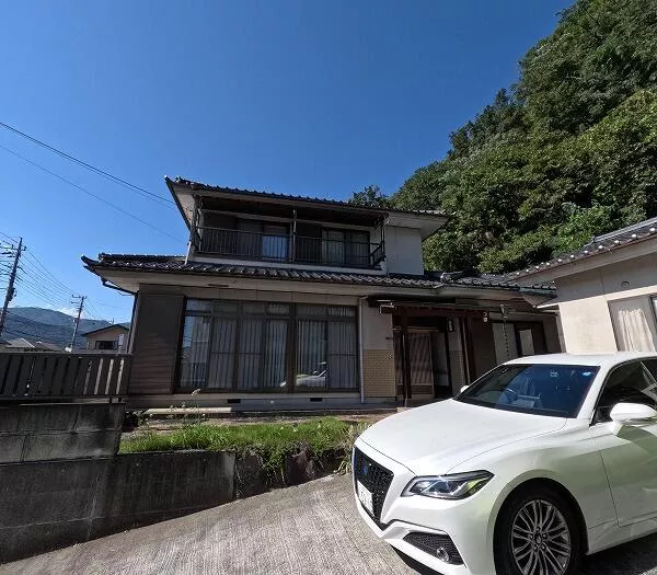 Nirasaki City, Suijin 2-chome (Nirasaki Station) 2-story 6DK